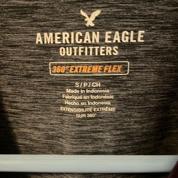 Men’s American Eagle Long Sleeve Extreme Flex Shirt - Picture 3 of 4